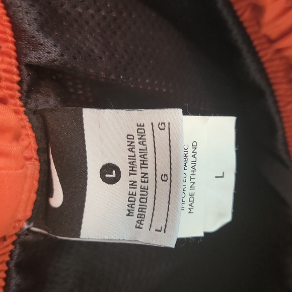 Nike men's swim trunks, size Large - Picture 7 of 11